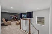 Brand New 6BR Villa Pool Spa PS5 Loft 2380 - 3-Sterne
