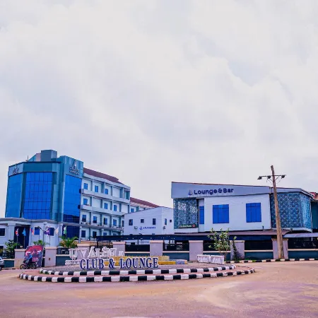 Dejavu Hotel and Suite