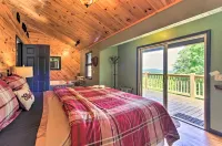 Gatlinburg - Pigeon Forge Cabin: View Hot Tub - spa