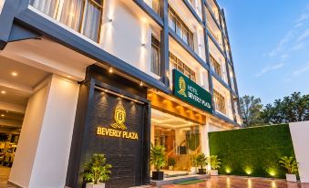 Hotel Beverly Plaza - Near Kozhikode Railway Station