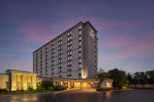 Crowne Plaza NEWARK AIRPORT by IHG - 4つ星