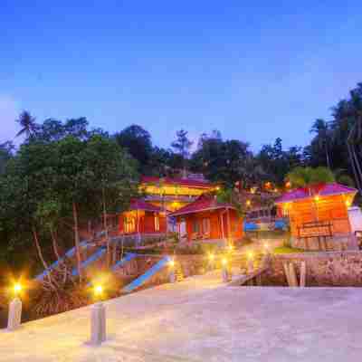 Honey Bay Resort Lembeh Hotel Exterior