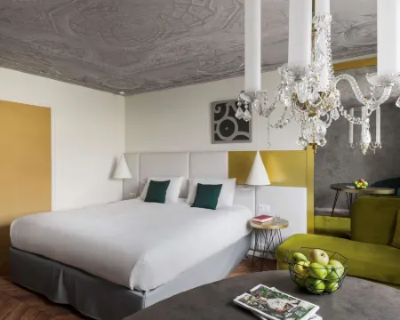 Hôtel le Louis Versailles Château - MGallery Hotels in Versailles