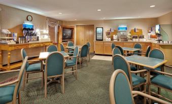 SureStay Plus Hotel by Best Western Elizabethtown Hershey