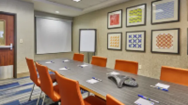 Holiday Inn Express & Suites MEDFORD-CENTRAL POINT by IHG