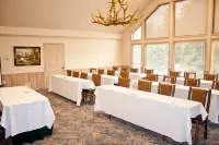 The Lodge at Riverside Hotels in Josephine County