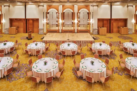 Hotel Okura Niigata Отели рядом с достопримечательностью «Niigata Nippo Media Ship»