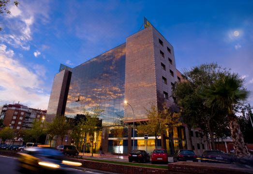 3. 살레스 시우타트..