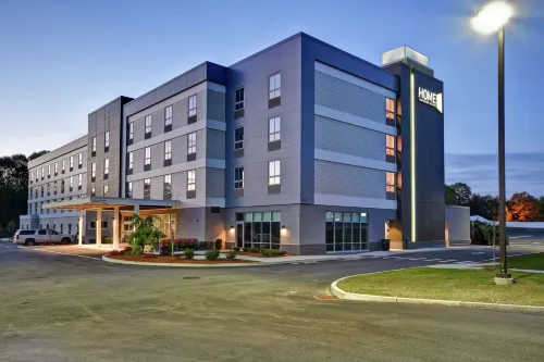 Home2 Suites by Hilton Walpole Foxboro Hotels in Foxborough