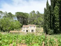 Les Restanques Hotels in Carces