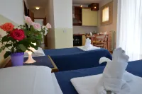 Two-Room Apartment for 3 People with Kitchen and Private Bathroom - balcon