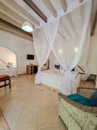 Temple Point Resort Отели рядом с достопримечательностью «Watamu Beach»