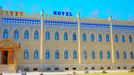 洪索羅伊飯店