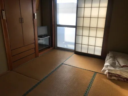 Minami Ryokan Отели рядом со станцией JR Tsuchiura station
