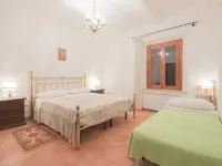 Podere la Quercia Hotels in Riparbella