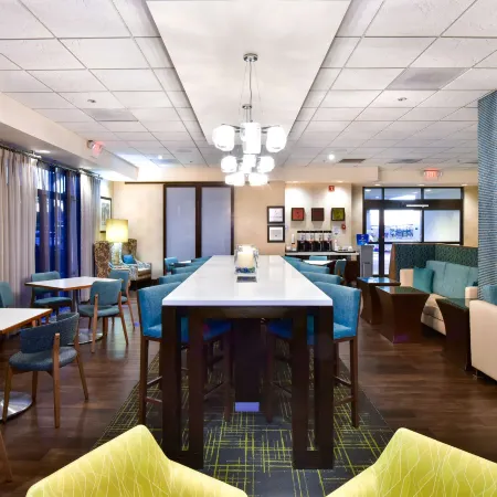 Hampton Inn Tucson-Airport