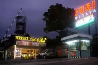 Hotel Puriwisata Baturraden Hotels near Rumah Una