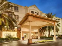 Best Western Plus Downtown Inn  Suites Hotels near Wheeler Station