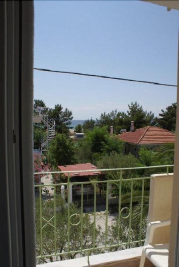 Surroundings America Hotel Photo