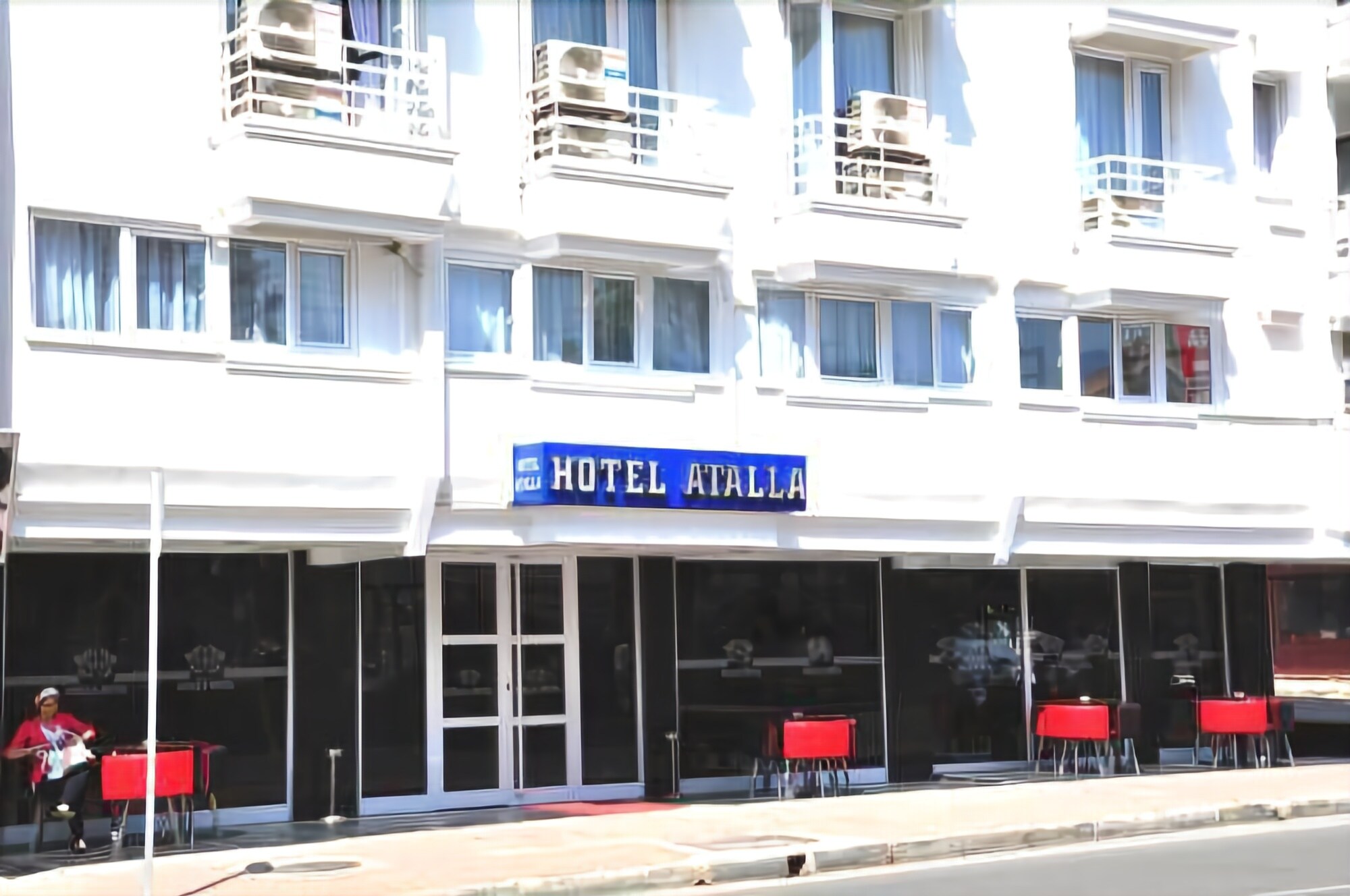 Atalla Hotel