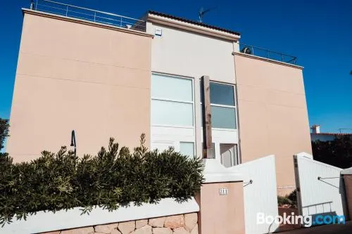 門努爾卡-阿達亞港酒店