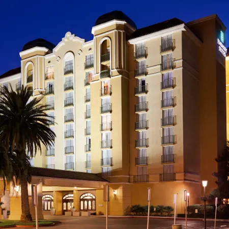 Embassy Suites by Hilton San Francisco Airport Waterfront