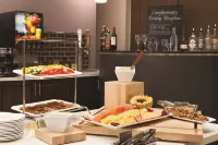 Embassy Suites by Hilton Portland Hillsboro, Oregon - breakfast