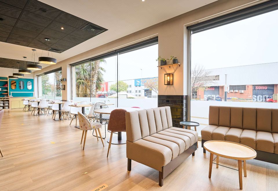Travelodge Barcelona Cornellà Fira 조감도