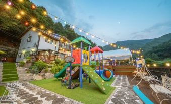 Gapyeong Polaris Kids Spa Pension