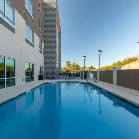 Holiday Inn Express & Suites GAINESVILLE - LAKE LANIER AREA by IHG