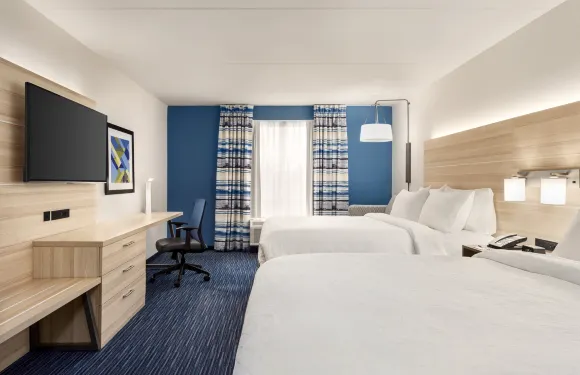 Holiday Inn Express 鄧弗里斯 - 蒂科中心
