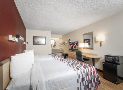 Red Roof Inn Detroit - Roseville/ St Clair Shores