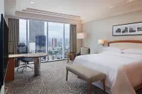 Sheraton Manila Bay Hotels in Manila