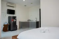 Comfort and High Floor Studio at Brooklyn Alam Sutera Apartment