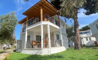 Foga Beach Homes - Housity