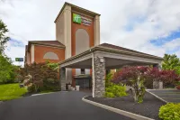 Holiday Inn Express & Suites Cincinnati Northeast-Milford Hôtels à : Miami Township