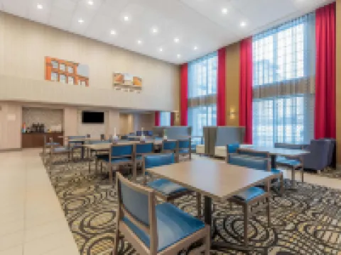 ลากินตา อินน์แอนด์สวีทส์ บายวินด์แฮม อาเบอร์ดีน-APG โรงแรมในอะเบอร์ดีน