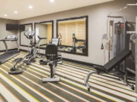 La Quinta Inn & Suites by Wyndham Milledgeville Hotels in Baldwin County