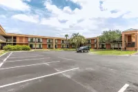 Clarion Inn Morgan City - Parking