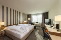 Maritim Hotel Stuttgart Hotels in der Nähe von Friedhofstraße