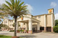 Super 8 by Wyndham Duson Lafayette West Area Hotels in Rayne