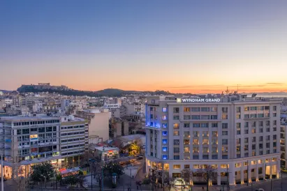 Zeus Wyndham Grand Athens