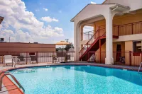 Quality Inn & Suites Hotels in Covington