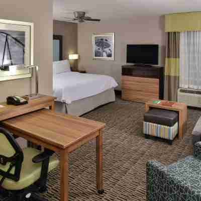 Homewood Suites by Hilton Cincinnati Mason Rooms