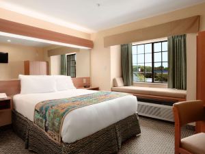 Microtel Inn & Suites by Wyndham Panama City