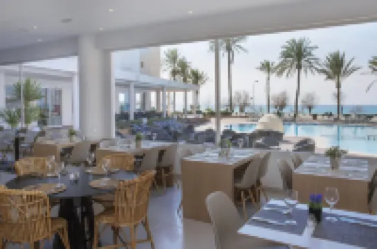 HM Tropical โรงแรมในกานปาสติยา