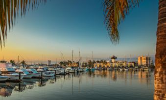 Isla Mazatlan Residence Club