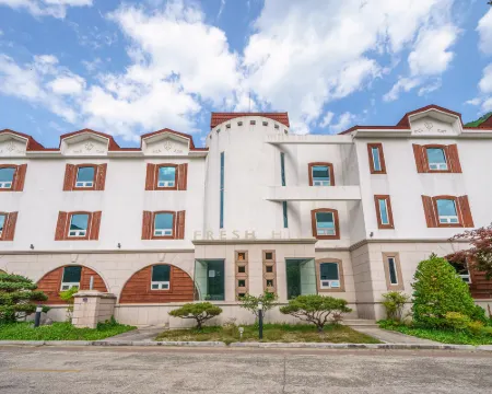 Fresh Hill Hotels in Cheongdo-gun