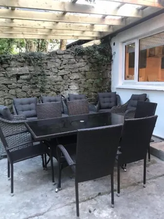 6 Eyre Square Lane Отели рядом с достопримечательностью «Quay Street»