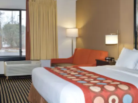 Super 8 by Wyndham Wausau Hotels in Wausau